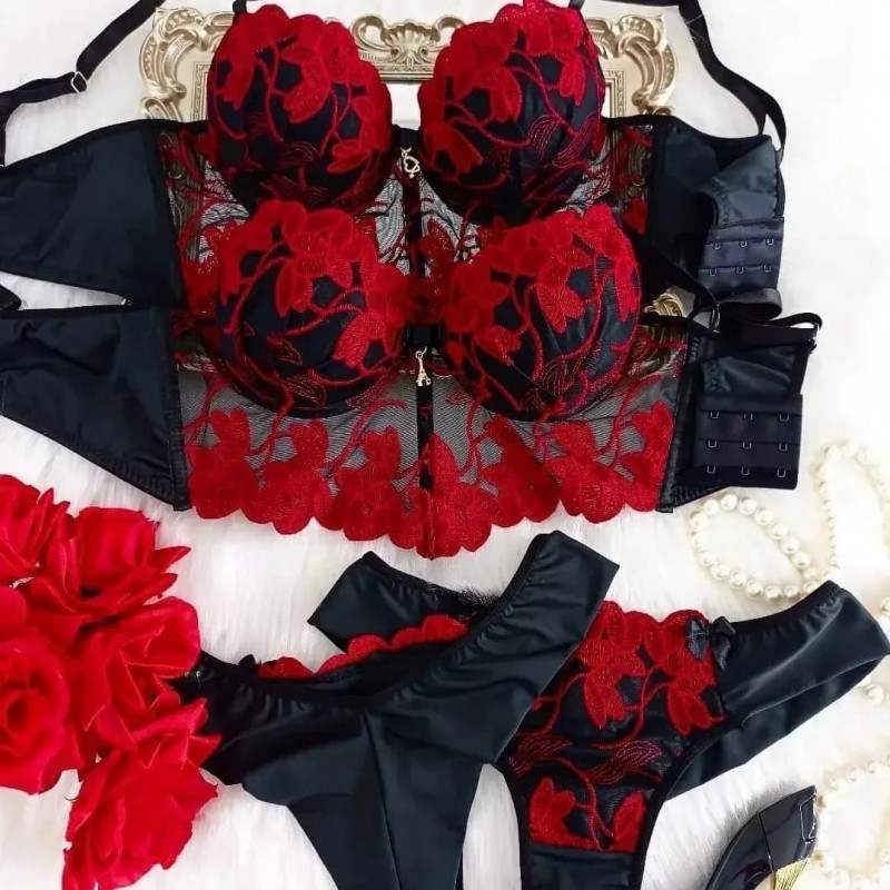 Conjunto Cropped Luxo Império Preto c/ Vermelho Conjunto Cropped Luxo Império Preto c/ Vermelho