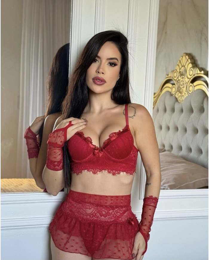 Lingerie Romance C/Saia Vermelho